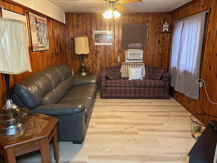 12 Best PetFriendly Cabins Near Oscoda, Michigan Updated 2024 Trip101
