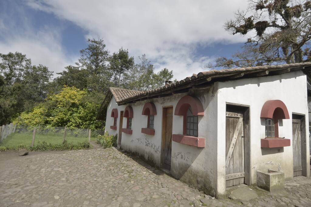 Área de parqueo