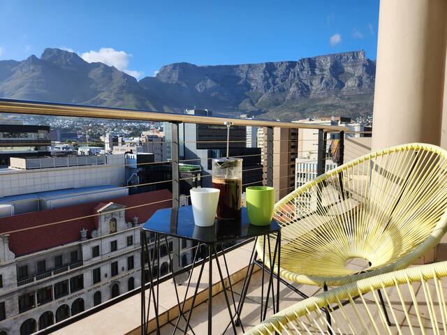 City Centre Penthouse | No Load Shedding gallery image 5