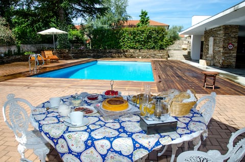Casa de Campo dos Távoras - Accommodation with pool