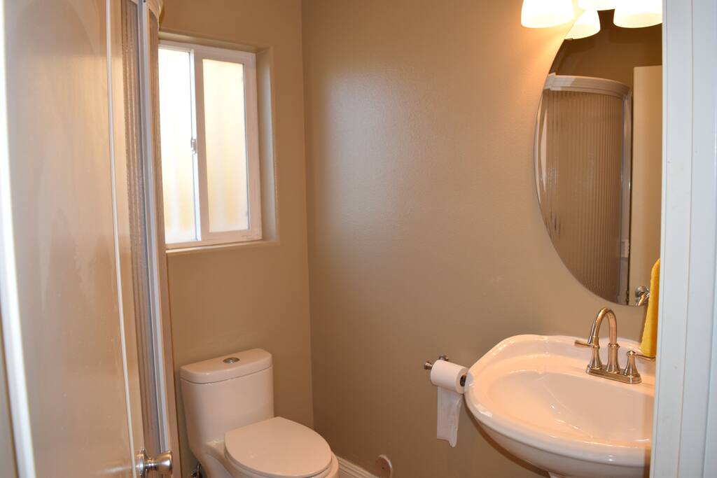 shared bathroom (downstair)
