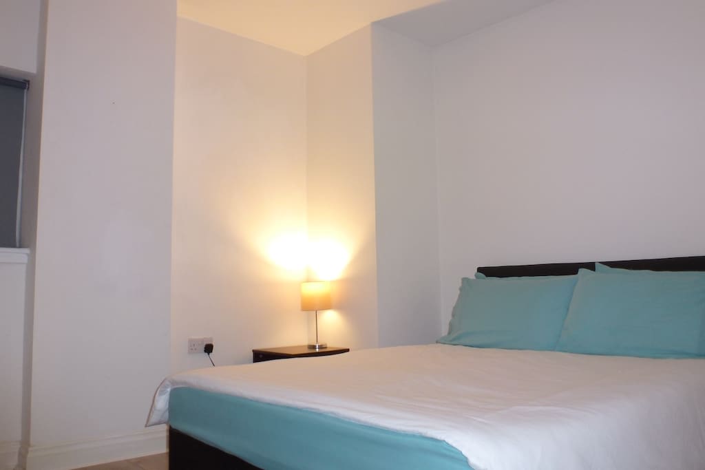 Modern Double Near Glasgow City Centre