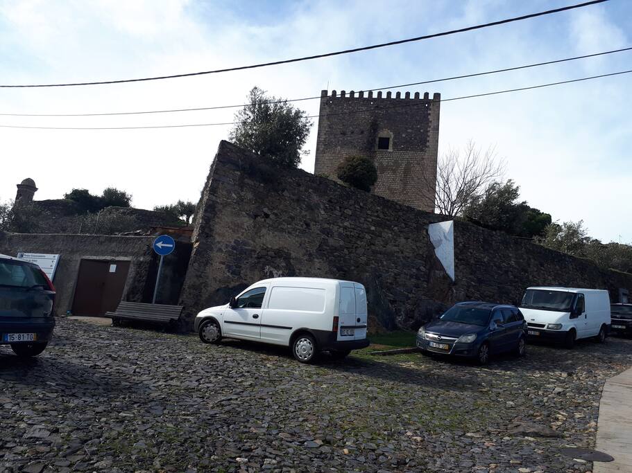 Parque de estacionamento exclusivo para residentes