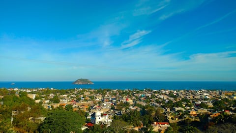 Top performing Airbnb: Ocean View Home in La Peñita De Jaltemba