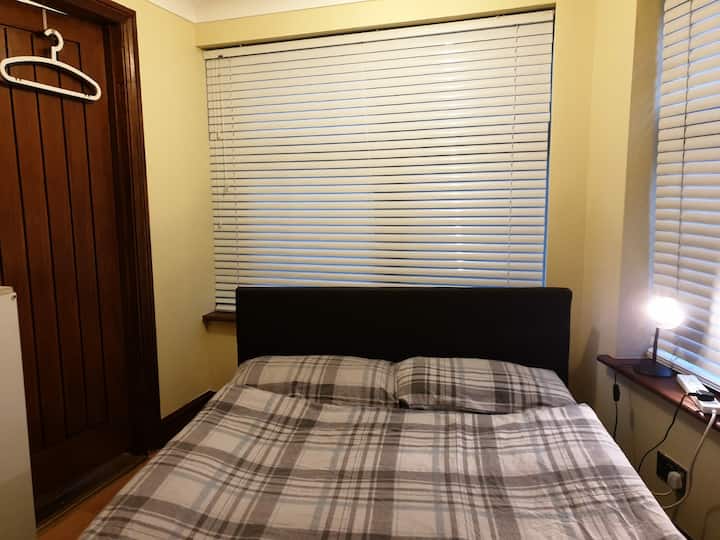 Home in Harlington · ★4.56 · 1 bedroom · 1 bed · 1 private bath