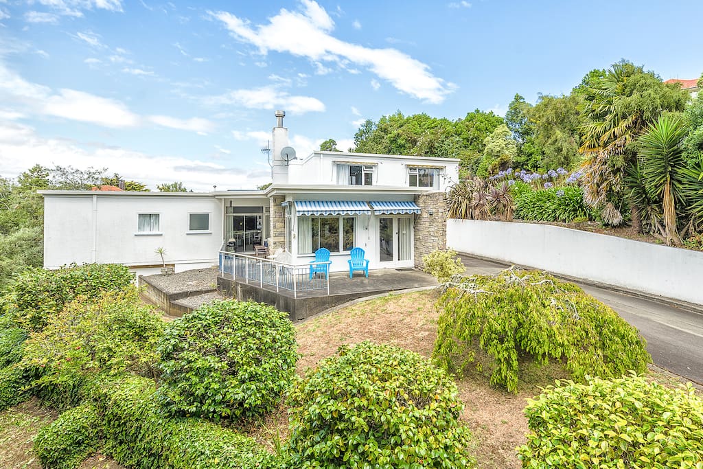 Mid Century Retreat designed for comfortable living and in the style of the european Bauhaus movement.