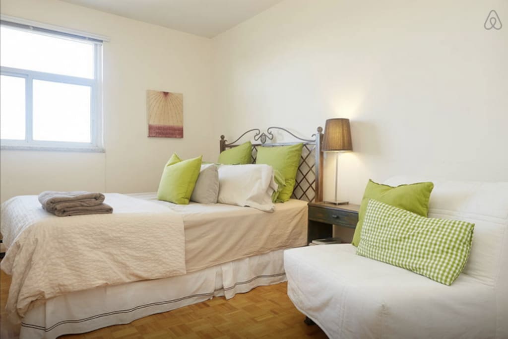 Large Room Booking Toronto Large Room Booking Toronto