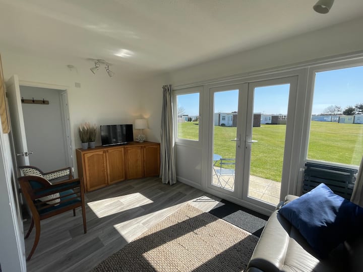 WintertononSea Holiday Rentals & Homes England, United Kingdom Airbnb