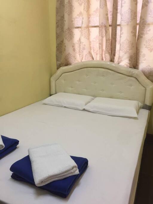 Double Room with Private Toilet/Shower Room