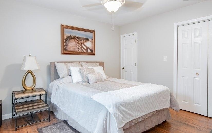 First Floor Master Suite with Queen Bed and bathroom