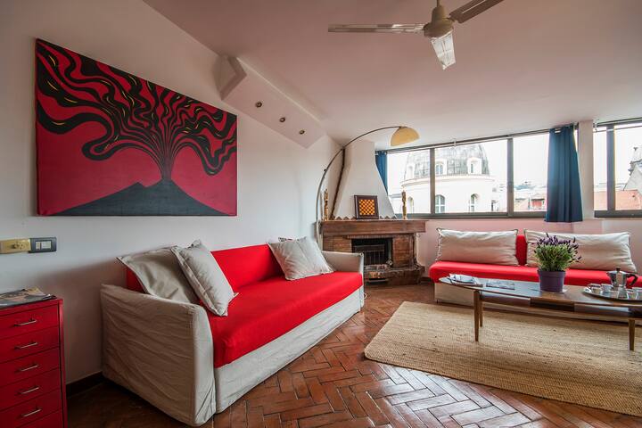 Unforgettable Naples in old historical town (6+b) gallery image 3