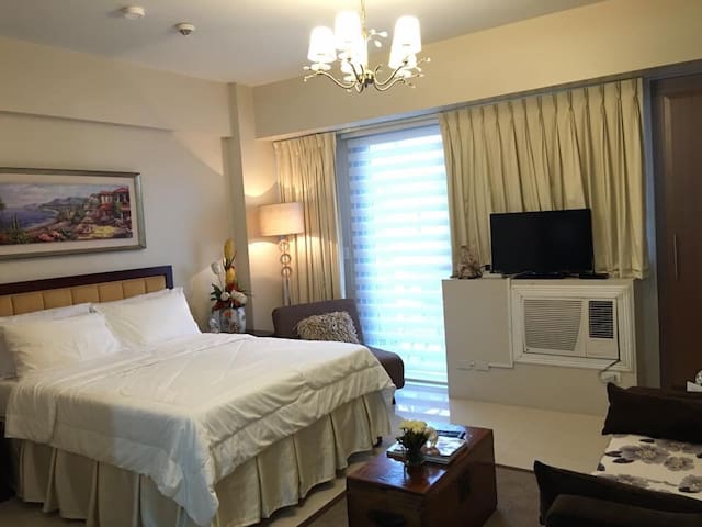 New Cozy studio type unit in RWM