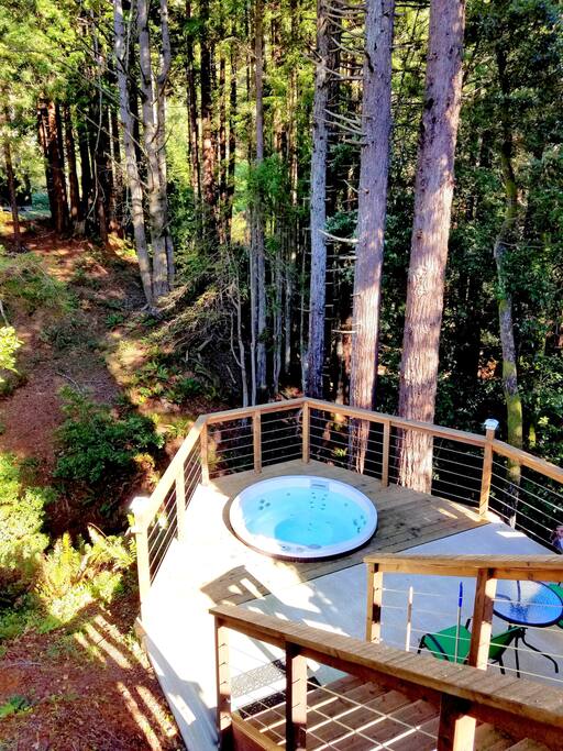 Everyone loves this amazing hot tub surrounded by the nature. 13 steps down from the upper deck.
