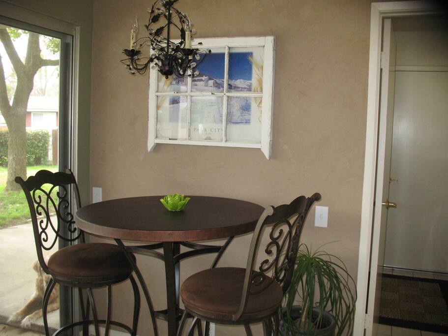 Nice eating area with views of yard and mountains