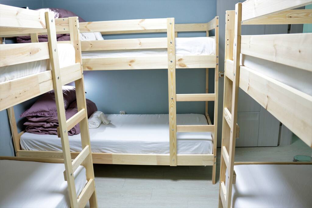 3 bunk beds