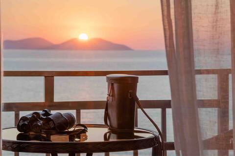 “Vlora Deluxe Apartment” *Free Parking On Site*