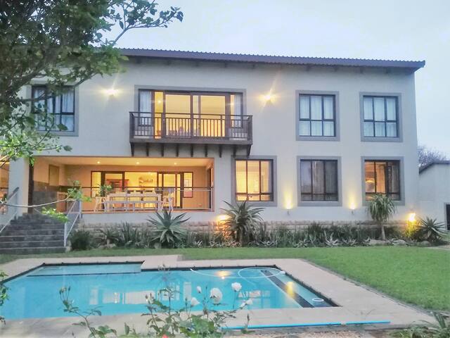 Airbnb Salt Rock Vacation Rentals Places To Stay Kwazulu