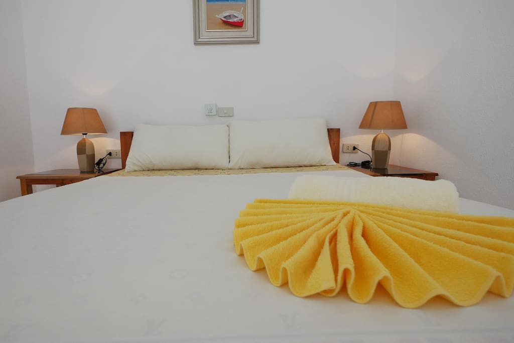 Double Bed.