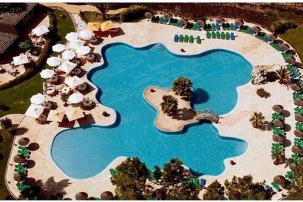 Piscina herdade aroeira