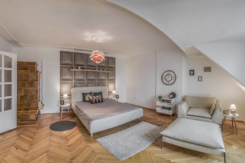 Bedroom with double bed