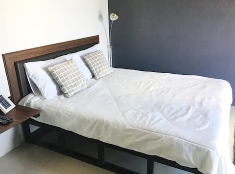 The Room No.10@Suratthani/5min to bus stop