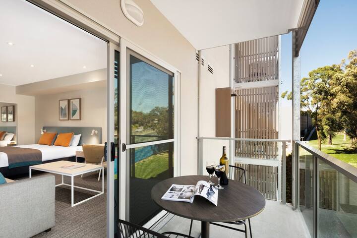 Three Bedroom Apartment – Flexible Bedding Options gallery image 3