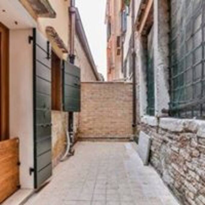 cortile esterno