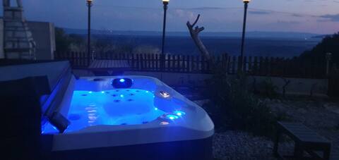 Mobile homes Cizmic with jacuzzi