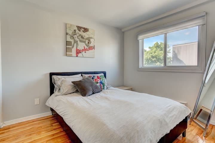 الغرفة الثانية 