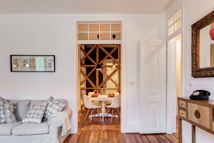 Historical Gem in Baixa gallery image 2