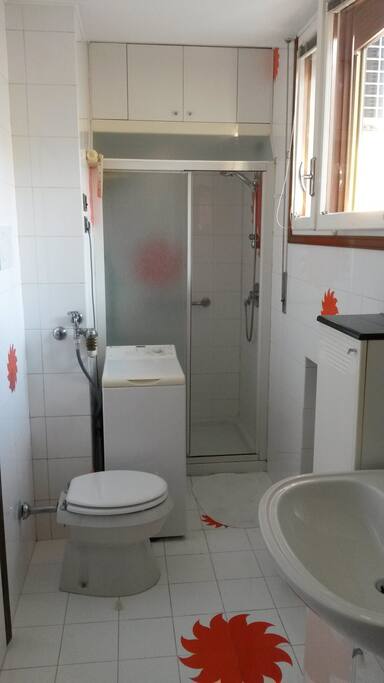 bagno con doccia