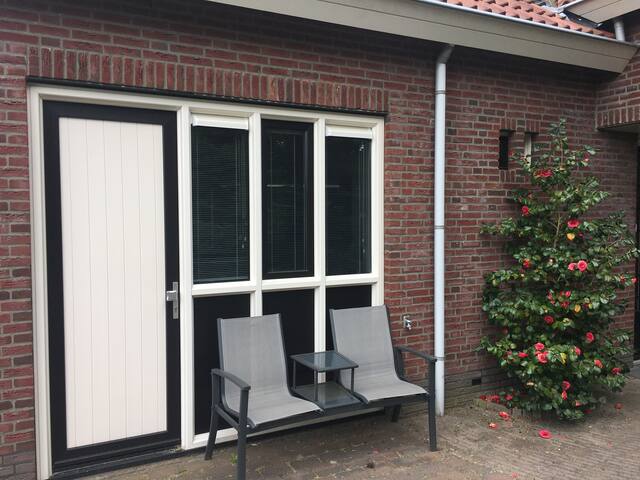 B & B "DE WISSEL" with private entrance and private bathroom