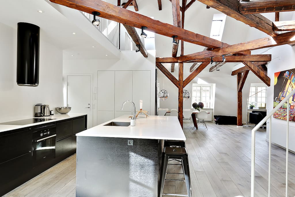 Open floor kitchen
