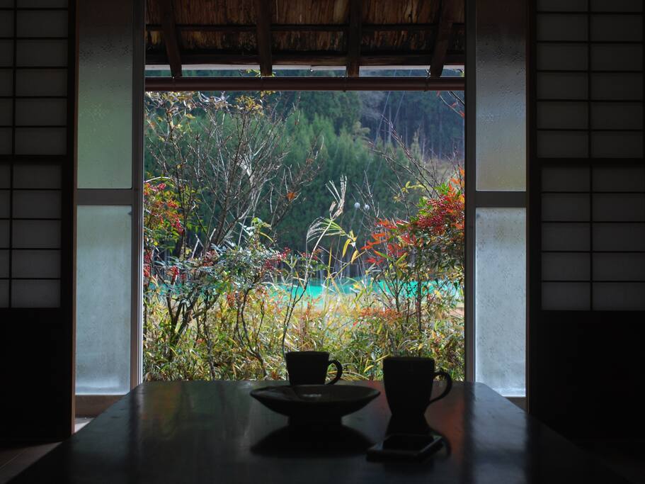お茶の間。