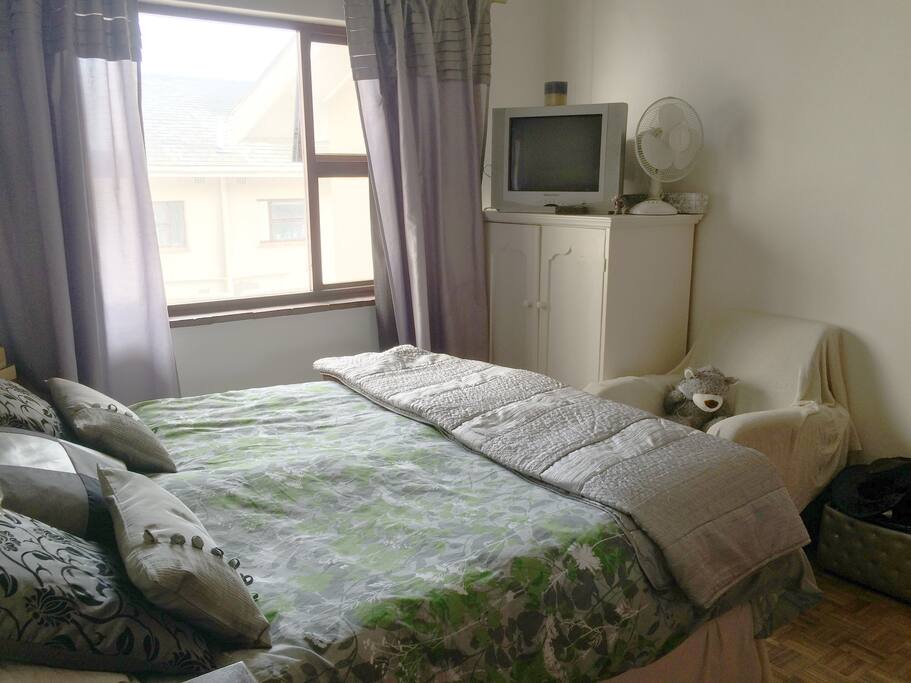 Spacious Double bed, private room