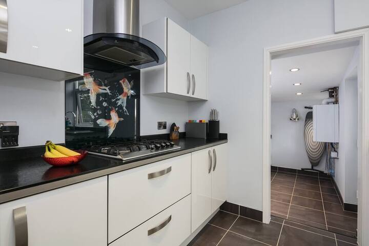 Derwent House- Secure Parking-Close To City gallery image 5