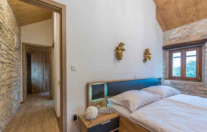 Ap. 1 - Kati 1 - Dhoma e gjumit 1