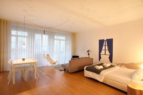 Trendy Studio in Great Location! (2 Guests) 3.2