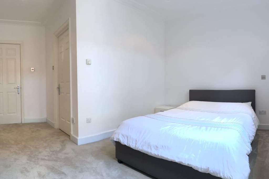 Ensuite bedroom