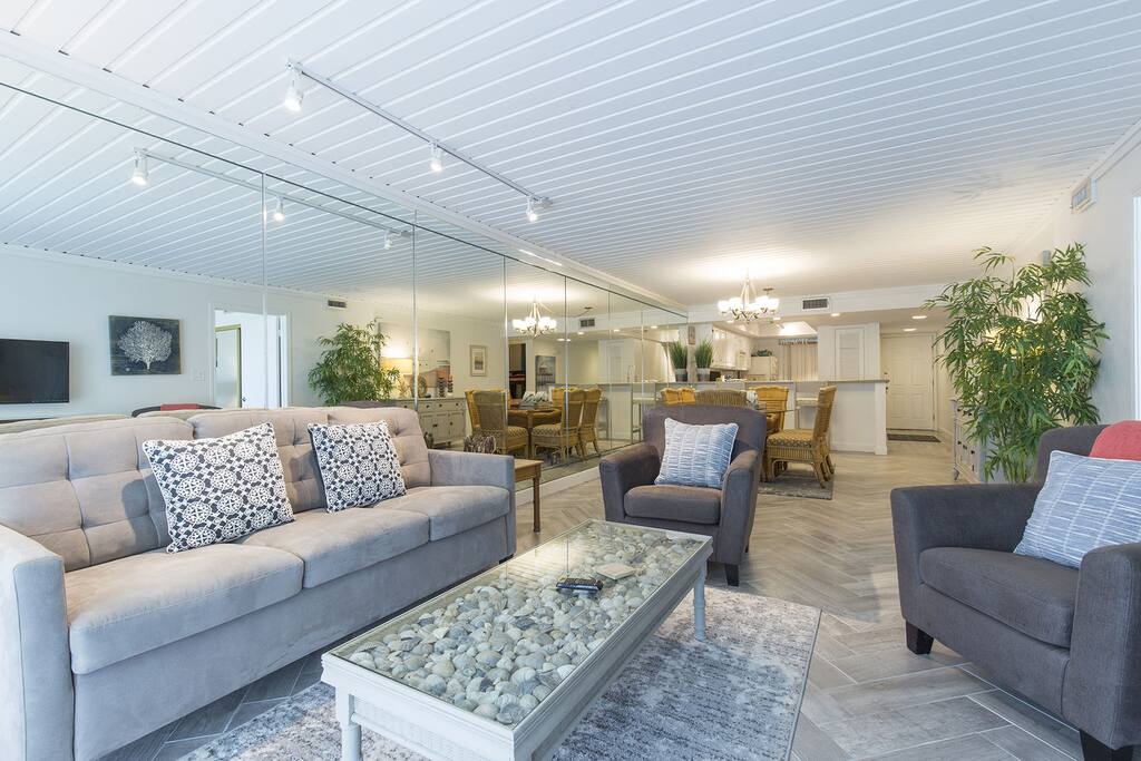 Spacious living area