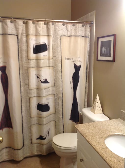 Share bathroom with owner