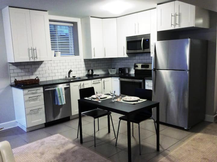 Lower Lonsdale, North Vancouver Holiday Rentals & Homes North