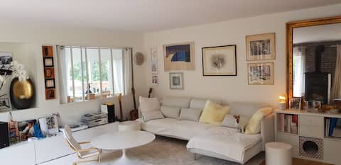 House on one level near Paris and RER A Disneyland