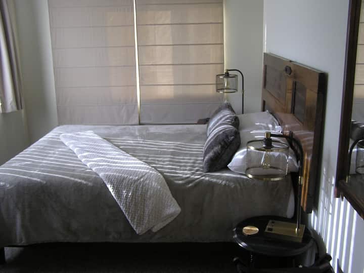 საძინებელი სამი