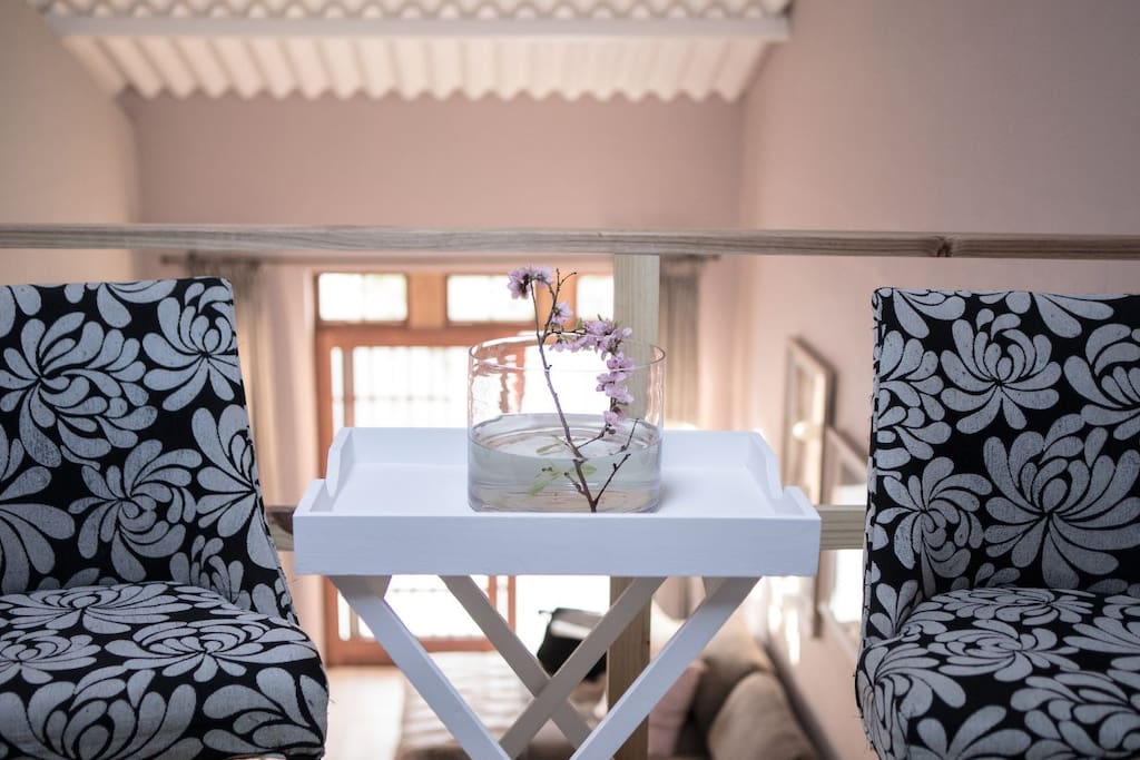 Bedroom seating