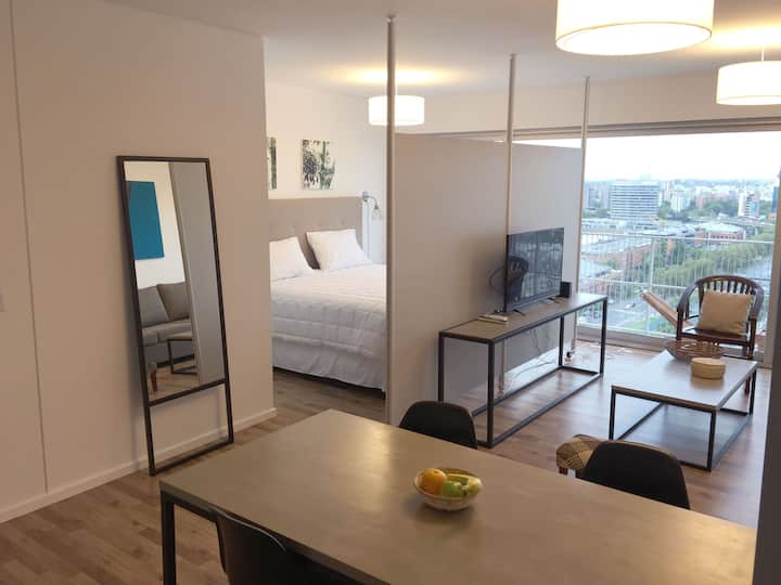 Madero, High View Apart W/pool 16 Th Fl+gym - Arjantin
