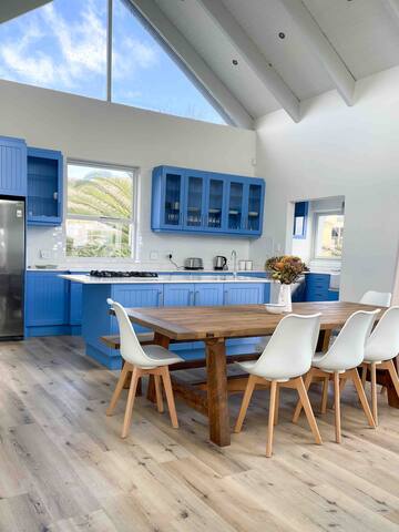 The Break at Kom gallery image 4