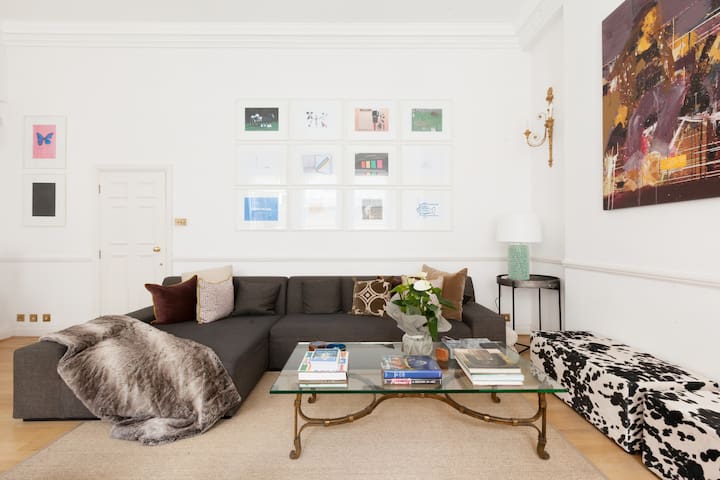 Mayfair City Chic gallery image 2