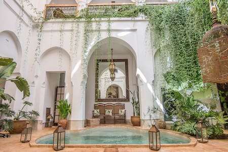 Riad  Luxueux Avec Piscine/Hammam