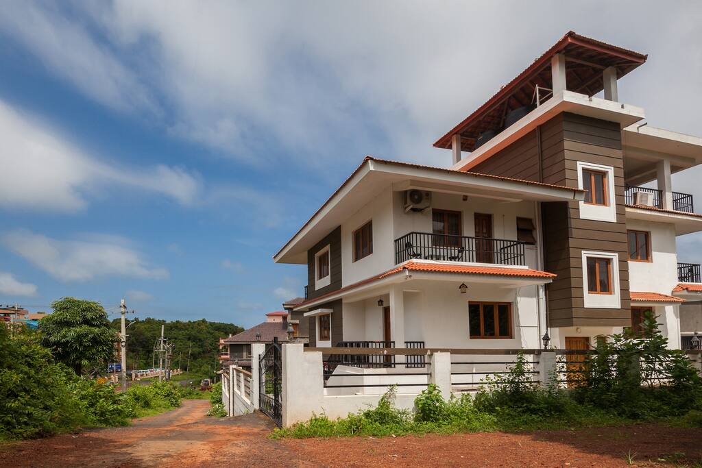 Exterior of the villa.
